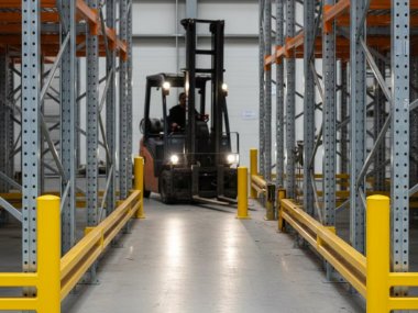 Why does your warehouse need polyethylene, not rigid steel